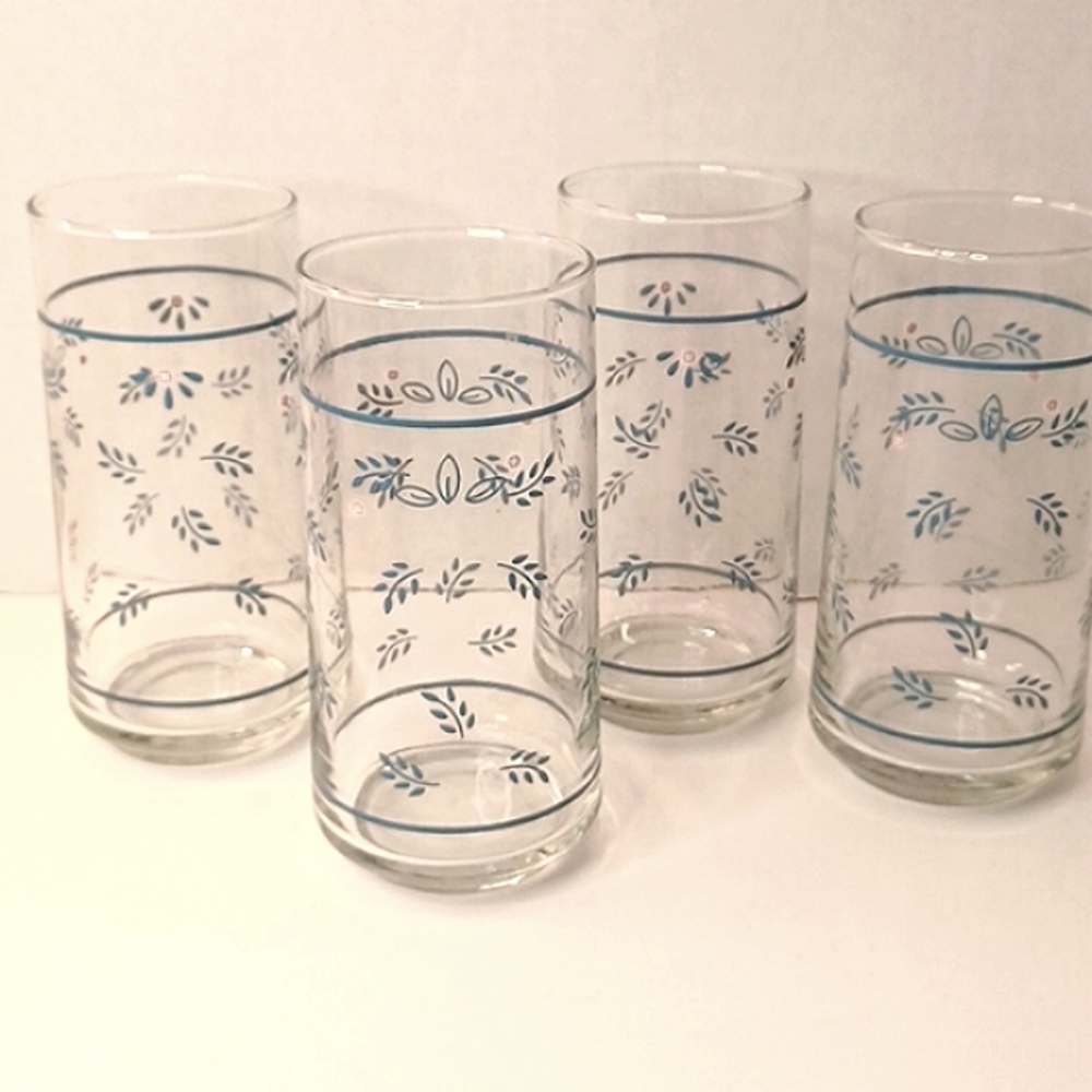 Corelle Subtle Blue by CORNING Ware Vintage Drinking Glasses Tumblers Set of 4